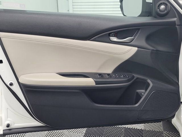 2019 Honda Insight Touring - Photo 18