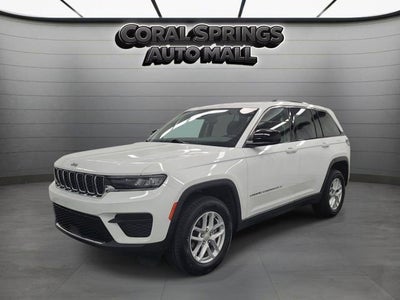 2023 Jeep Grand Cherokee Laredo