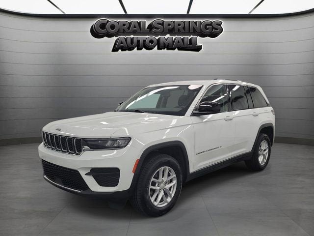 2023 Jeep Grand Cherokee Laredo