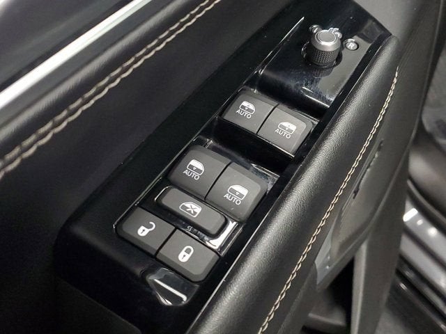 2024 Jeep Wagoneer Series II Carbide