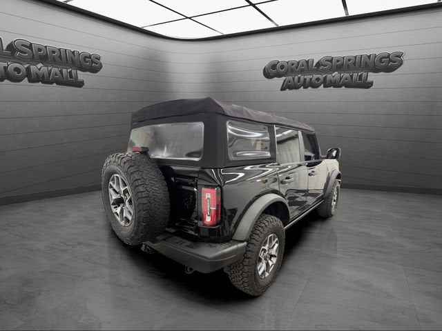 2021 Ford Bronco Base