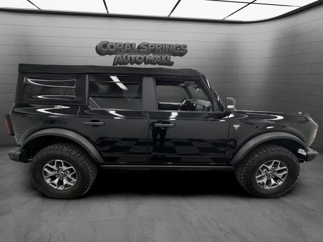 2021 Ford Bronco Base