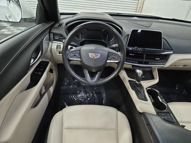 2023 Cadillac CT4 Luxury