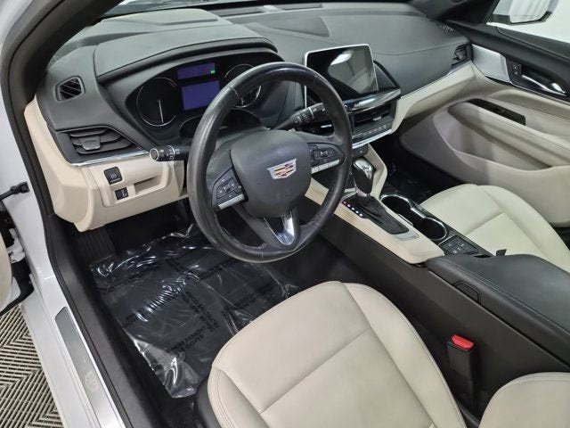 2023 Cadillac CT4 Luxury