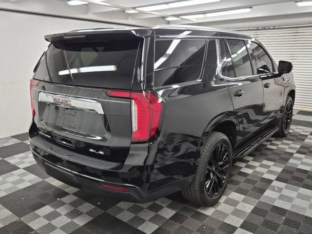 2023 GMC Yukon SLE