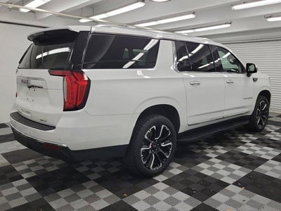 2023 GMC Yukon XL SLT