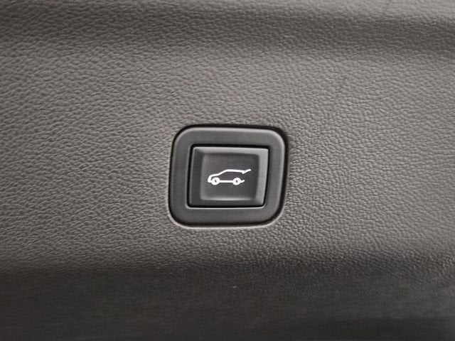 2021 GMC Yukon XL AT4