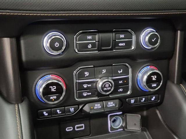 2021 GMC Yukon XL AT4