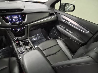 2022 Cadillac XT5 Luxury