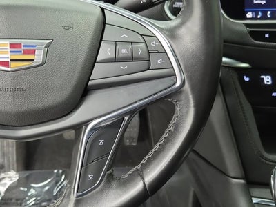 2022 Cadillac XT5 Luxury