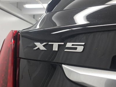 2023 Cadillac XT5 Luxury