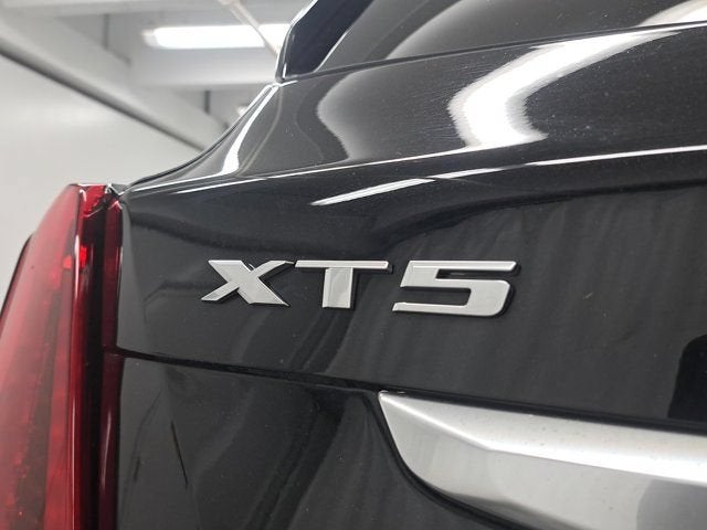 2023 Cadillac XT5 Luxury