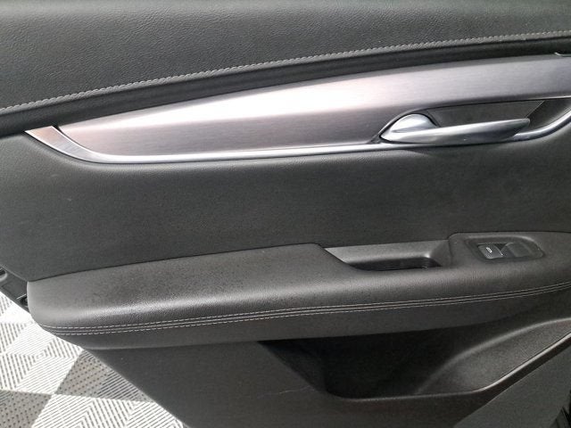2023 Cadillac XT5 Luxury