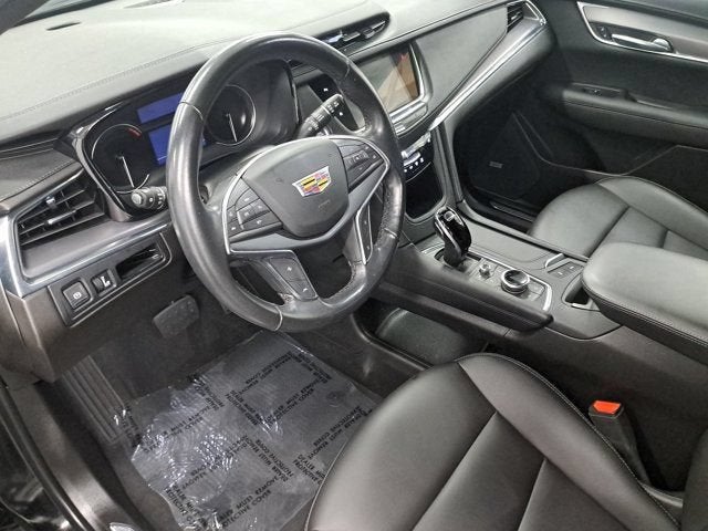 2023 Cadillac XT5 Luxury