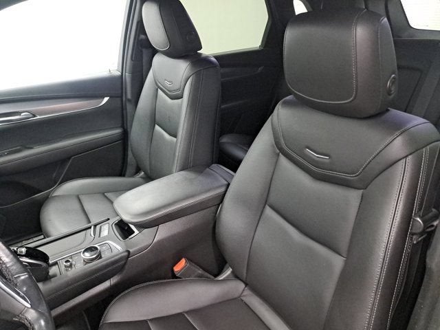 2023 Cadillac XT5 Luxury