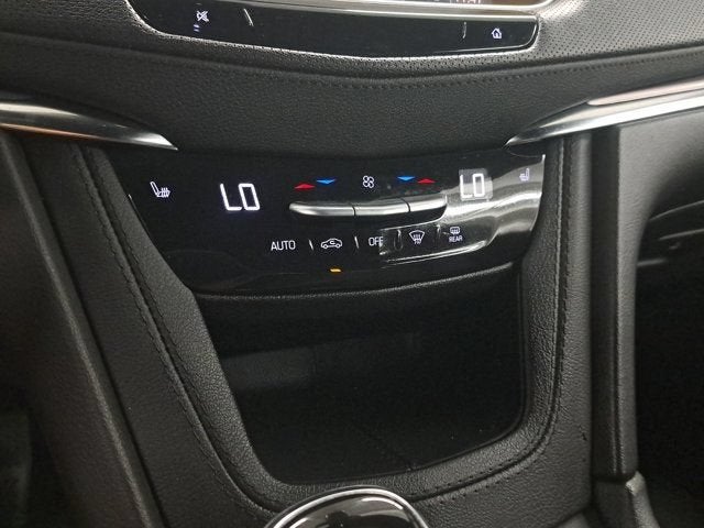2023 Cadillac XT5 Luxury