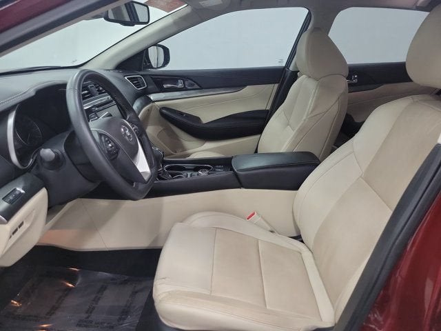 2021 Nissan Maxima SV