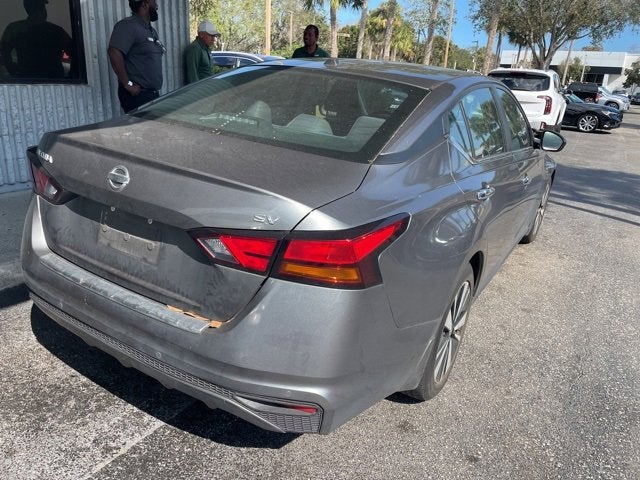 2022 Nissan Altima 2.5 SV