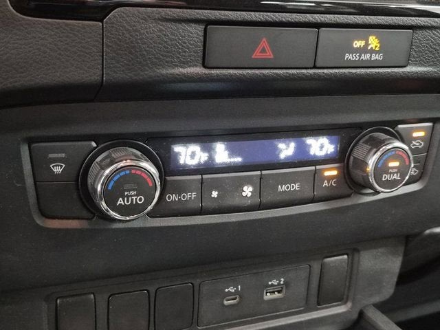 2022 Nissan Frontier SV