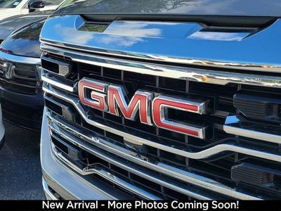2025 GMC Sierra 1500 SLT