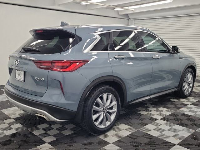 2022 INFINITI QX50 LUXE