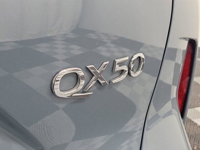 2022 INFINITI QX50 LUXE