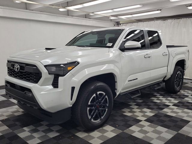 2024 Toyota Tacoma 2WD SR5