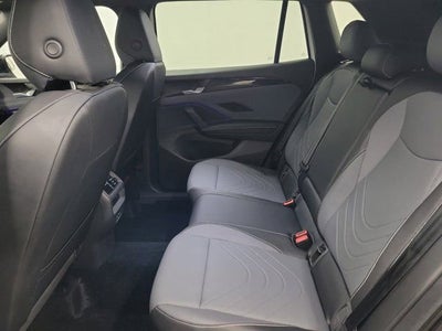 2025 Volkswagen Tiguan SE R-Line Black