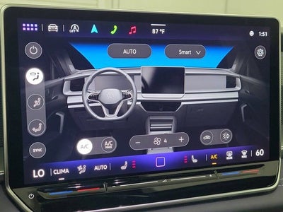 2025 Volkswagen Tiguan SE R-Line Black