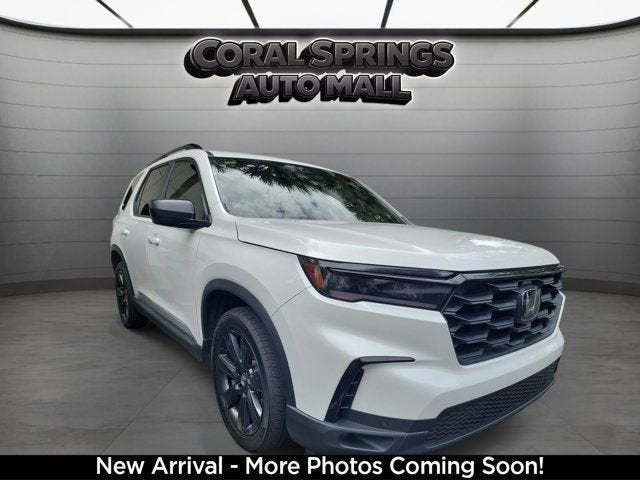 2025 Honda Pilot Sport AWD's photo
