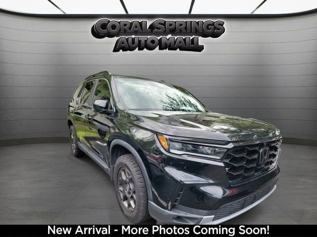 2023 Honda Pilot TrailSport AWD's photo