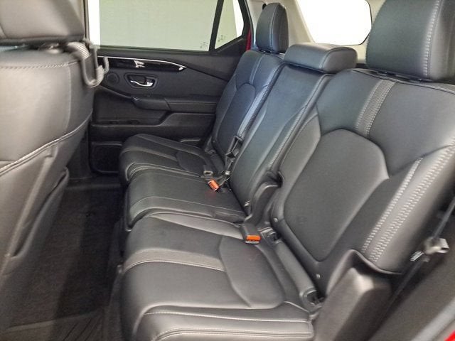 2025 Honda Pilot EX-L - Photo 11