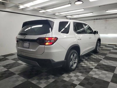 2023 Honda Pilot EX-L 8 Passenger