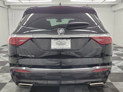 2023 Buick Enclave Essence