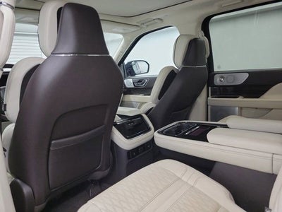 2024 Lincoln Navigator L Black Label