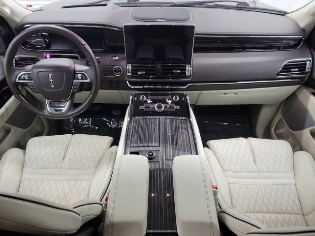 2024 Lincoln Navigator L Black Label