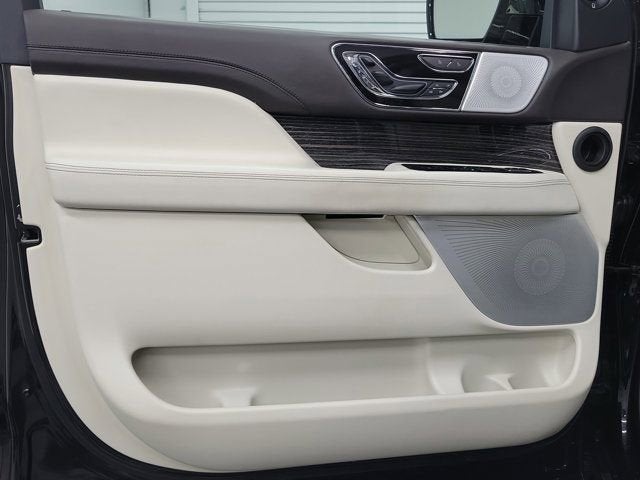 2024 Lincoln Navigator L Black Label