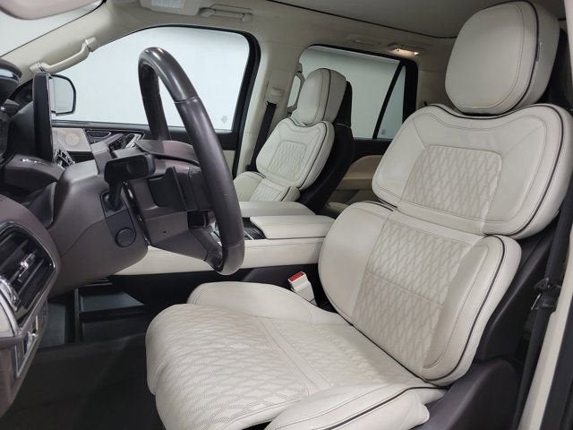 2024 Lincoln Navigator L Black Label