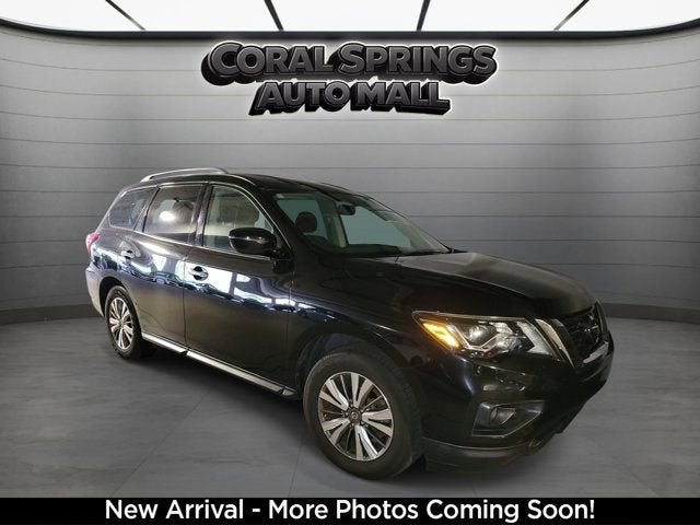 2019 Nissan Pathfinder SV