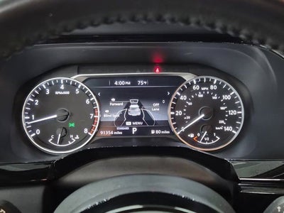 2022 Nissan Pathfinder SV