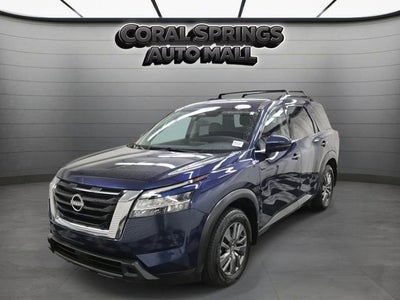 2022 Nissan Pathfinder SV