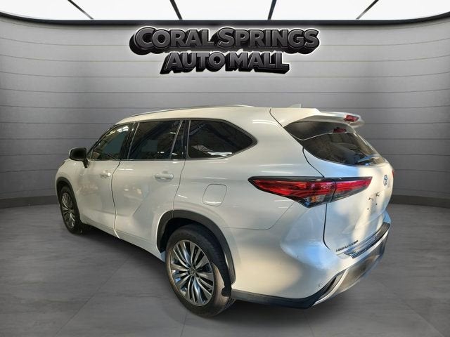 2021 Toyota Highlander Platinum