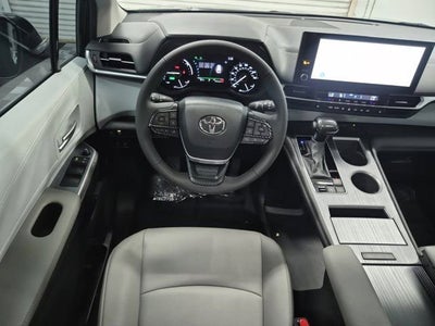 2026 Toyota Sienna XLE