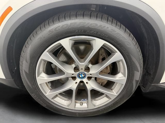 2025 BMW X5 xDrive50e