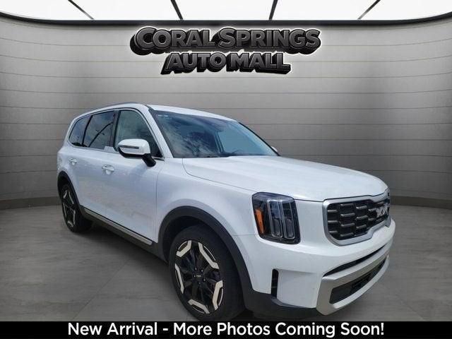 2023 Kia Telluride S AWD's photo