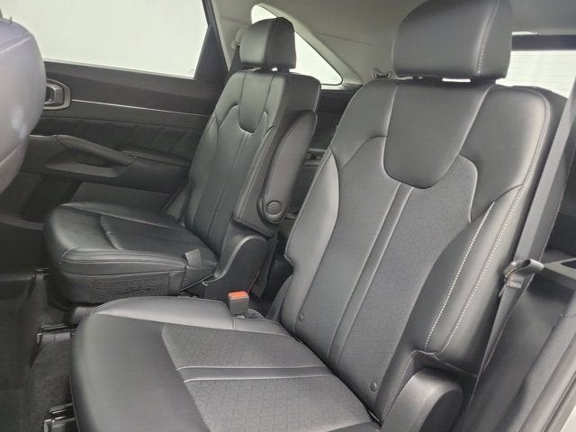2023 Kia Sorento Base