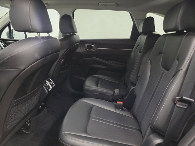 2023 Kia Sorento Base