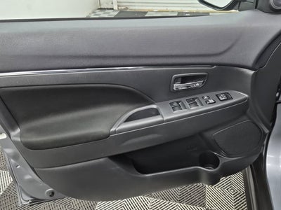 2024 Mitsubishi Outlander Sport S