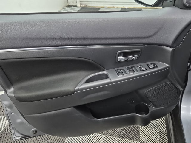 2024 Mitsubishi Outlander Sport S