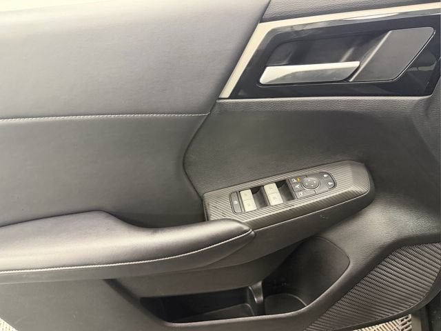 2024 Mitsubishi Outlander Plug-In Hybrid SE